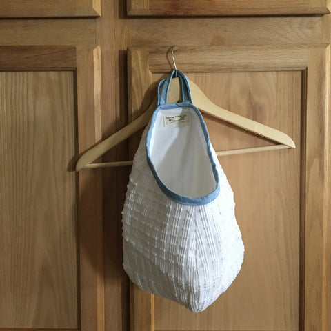 X-Large Vintage White with Light Blue Binding